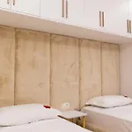 Adam & Eve Apartmán *