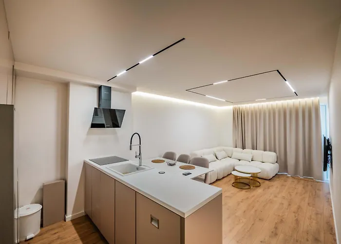 Adam & Eve Apartman *