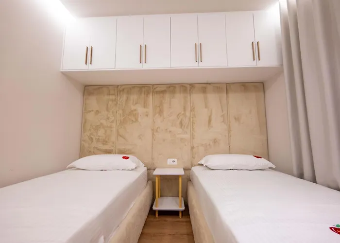 Apartman Adam & Eve *